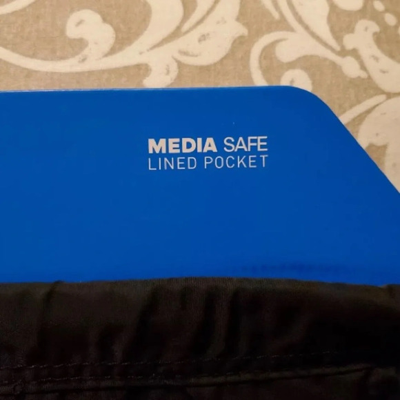 ADIDAS  UNISEX TREFOIL GYM SACKPACK BLACK GYM SPORT SACK BACKPACK ONE SIZE, NWT - Picture 2 of 2